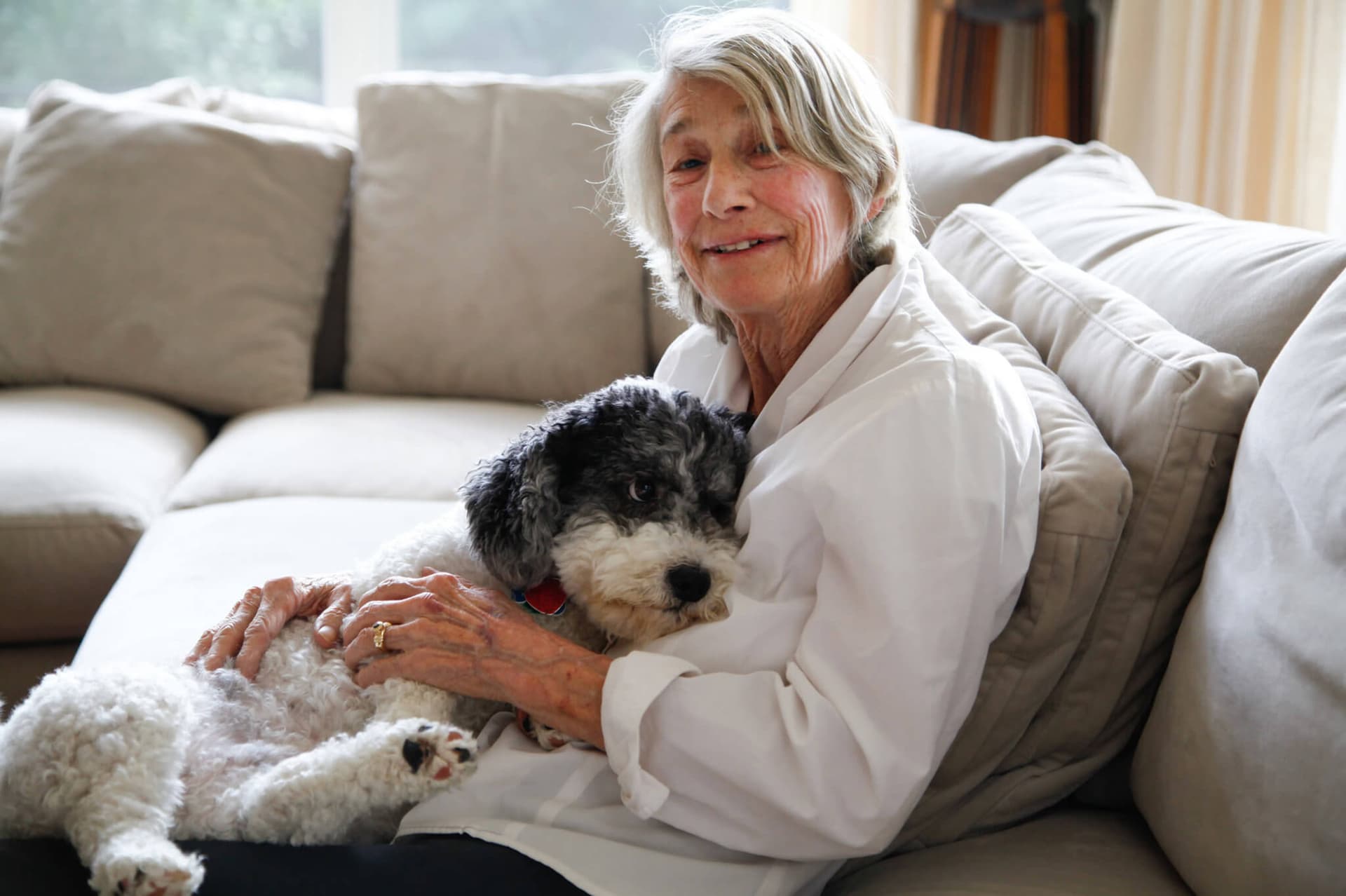 The Soulful Bark: Exploring Mary Oliver’s Dog Songs